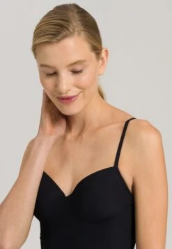 Allure Padded Bra Top Black (071462) 7 Allure Padded Bra Top Black (071462) -Hanro allure padded bra top black 071462 2