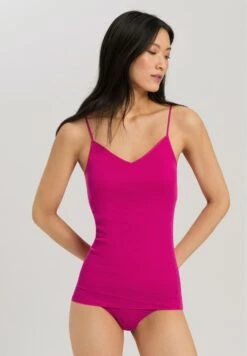 Cotton Seamless Spaghetti Top Padded Very Berry (071605)