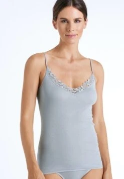 Dorea Spaghetti Top Titan (072918)