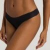 Invisible Cotton Thong Black (071225) 2 Invisible Cotton Thong Black (071225) -Hanro invisible cotton thong black 071225