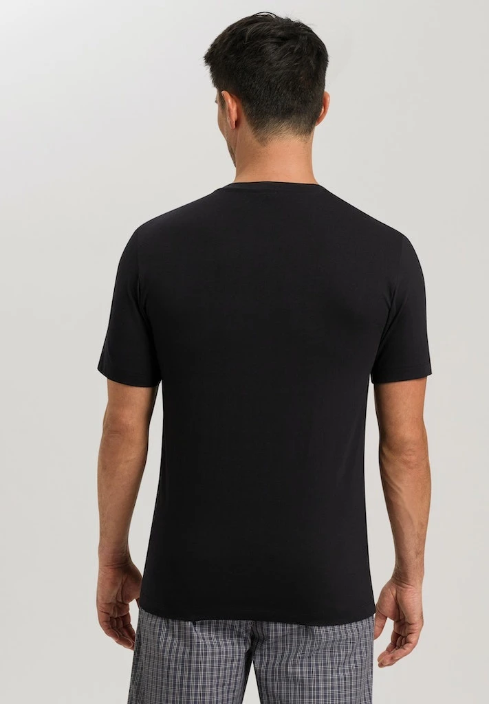 Living Shirt Crew Neck Black (075050) 3 Living Shirt Crew Neck Black (075050)