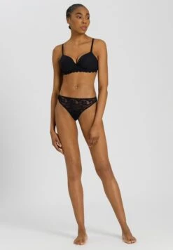Moments Lace Thong Black (071507) 8 Moments Lace Thong Black (071507) -Hanro moments lace thong black 071507 2