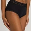 Moments Maxi Brief Black (071483) -Hanro moments maxi brief black 071483