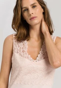 Moments Sleeveless Nightdress Chrystal Pink (077929) -Hanro moments sleeveless nightdress chrystal pink 077929 2