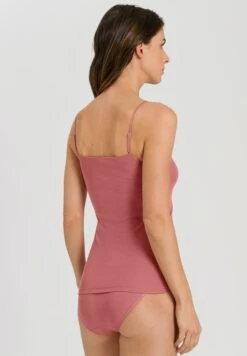 Moments Spaghetti Top Sweet Pepper (071484) -Hanro moments spaghetti top sweet pepper 071484 1