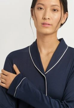 Natural Comfort Long Sleeve Nightdress Deep Navy (077964) -Hanro natural comfort long sleeve nightdress deep navy 0 3