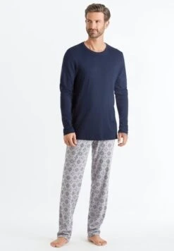 Night & Day Long Pyjama Round Ornament (075111)