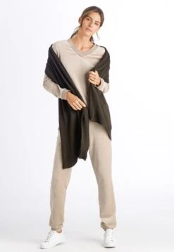 Scarf Strong Olive (078552) -Hanro scarf strong olive 078552 3