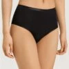Soft Touch Maxi Brief Black (071254) 1 Soft Touch Maxi Brief Black (071254) -Hanro soft touch maxi brief black 071254
